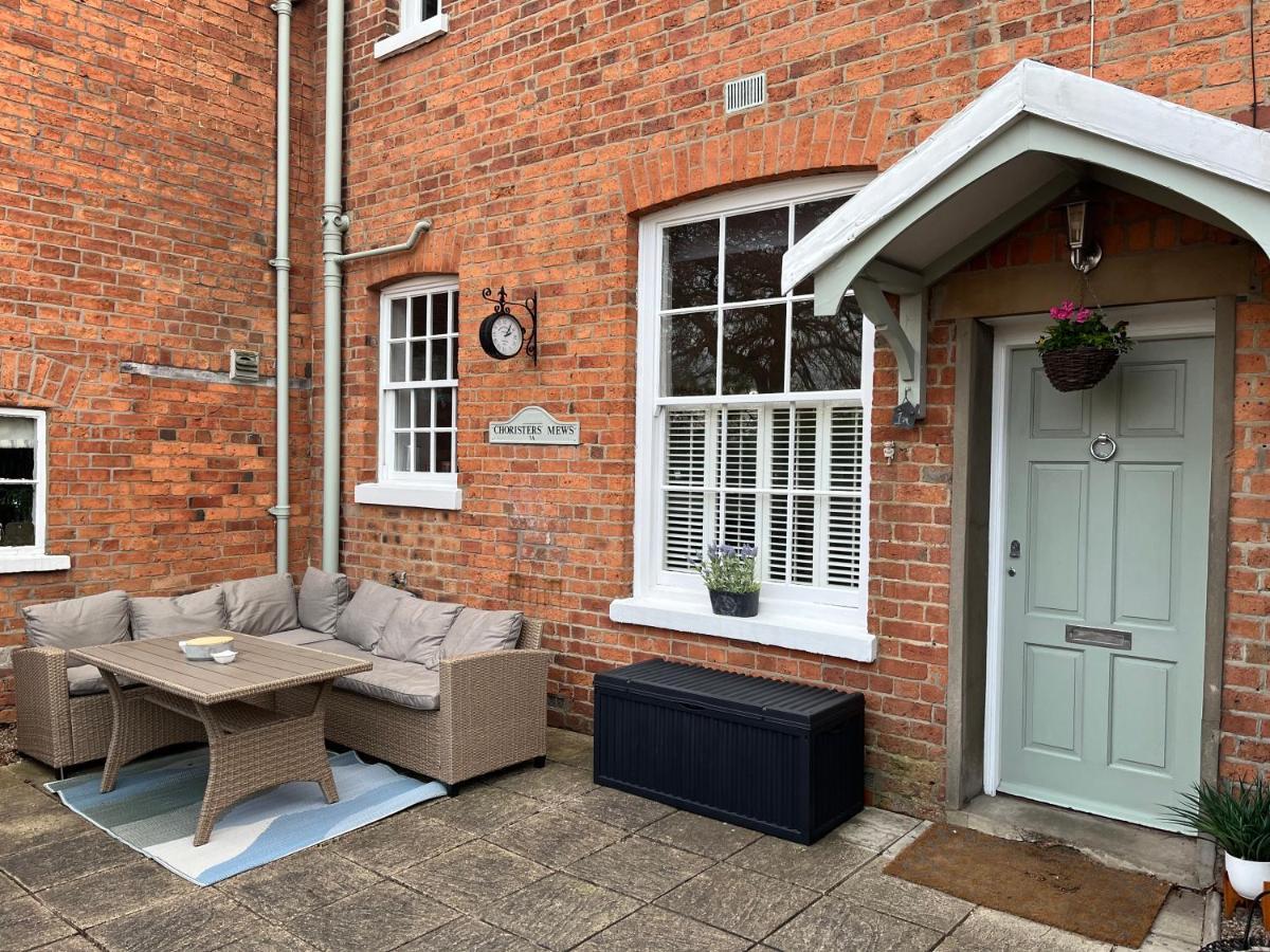 Choristers Mews: Luxury Cottage A Stones Throw From The Cathedral! Lincoln Extérieur photo