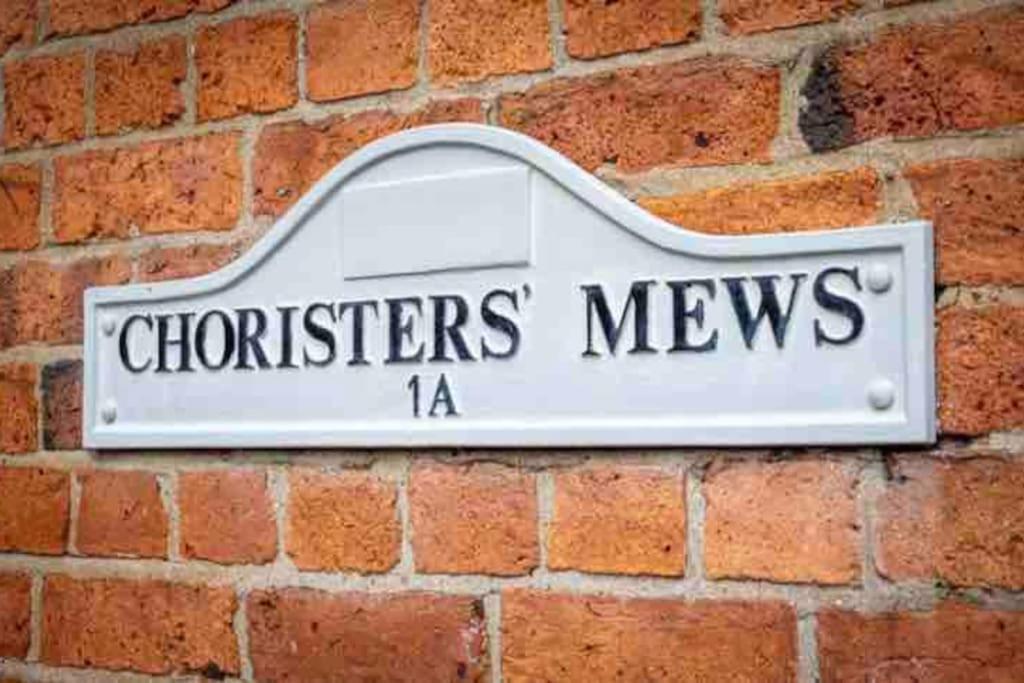 Choristers Mews: Luxury Cottage A Stones Throw From The Cathedral! Lincoln Extérieur photo