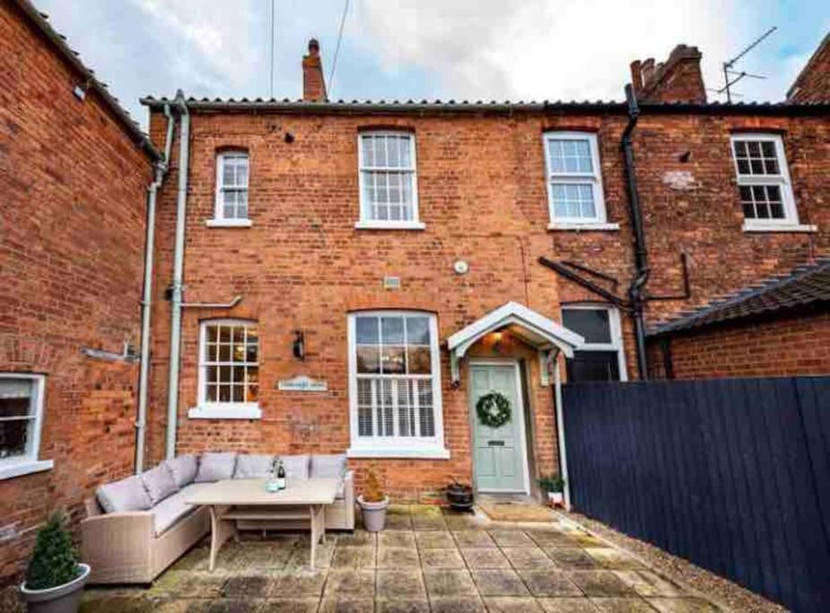 Choristers Mews: Luxury Cottage A Stones Throw From The Cathedral! Lincoln Extérieur photo